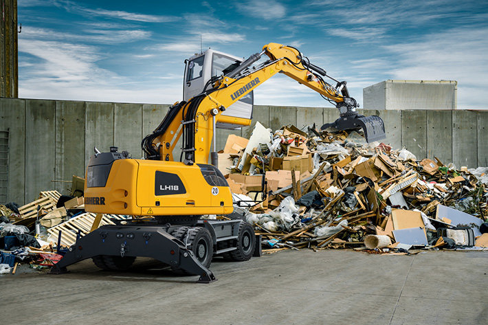 Liebherr earthmoving and material handling machines at Svenska Maskinmässan 2022 